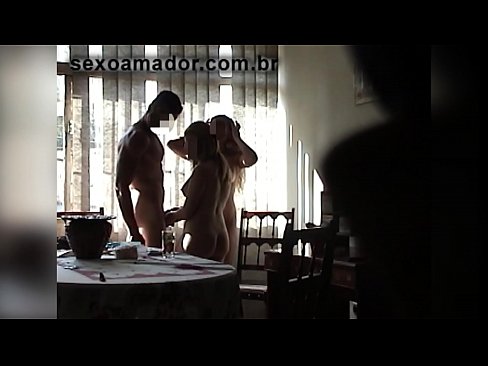 ❤️ Amigos sexuais convidam um homem gigante e um ménage à trois com ele ❤️ Porno em porno pt.sexuria-net.ru ❌❤